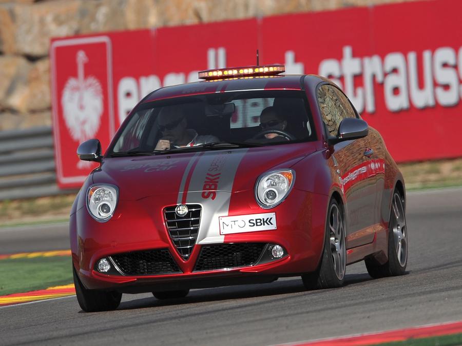  Alfa Romeo MiTo Quadrifoglio Verde SBK Safety Car (955) 2013 года  (фото 1 из 15)